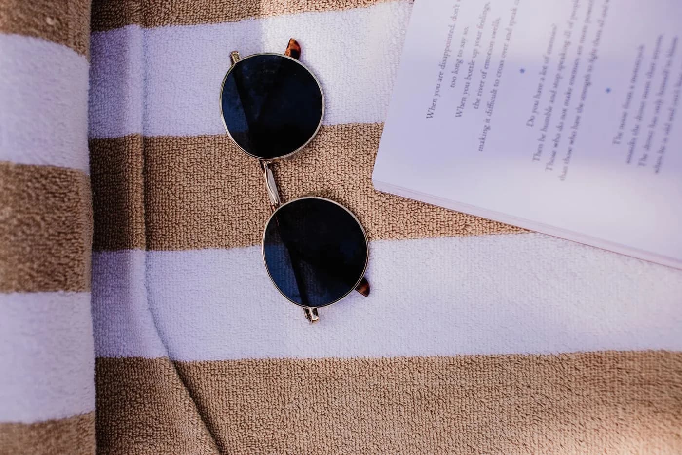Lunettes de soleil rondes vintage